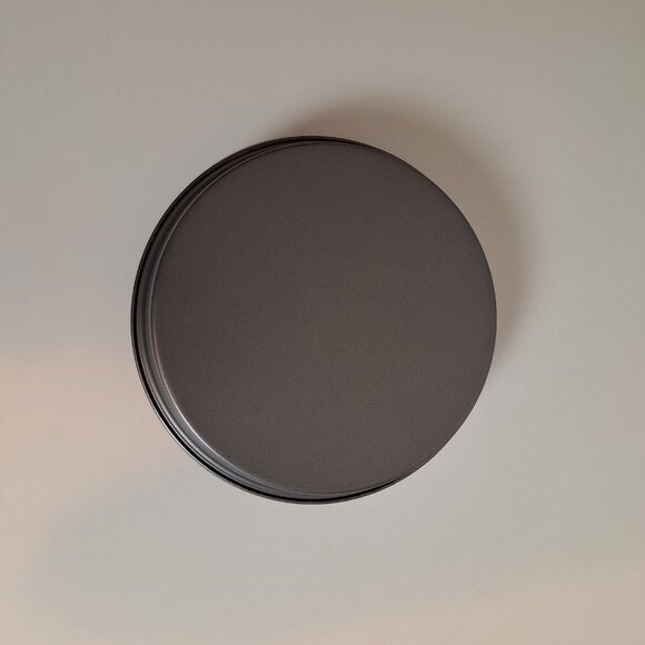 2 x 8 Inch Cake Pans - Picture 5 of 7